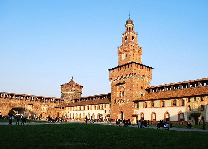 Milan Last Supper & Castello Sforzesco Small-Group Walking Tour